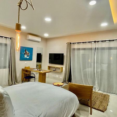 Le Kentia Hotel Lome Exterior photo